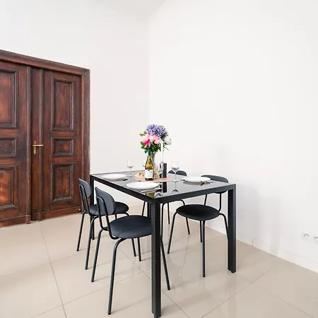 Apartment Central - Top Location, Parking - By Rentujemy Lodz