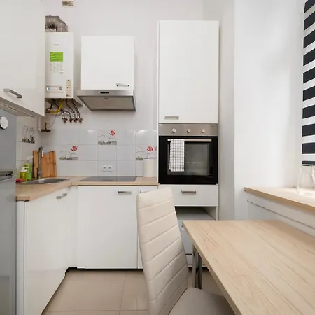 Apartment Central - Top Location, Parking - By Rentujemy