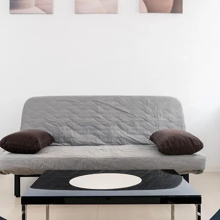 Central - Top Location, Parking - By Rentujemy Apartment *