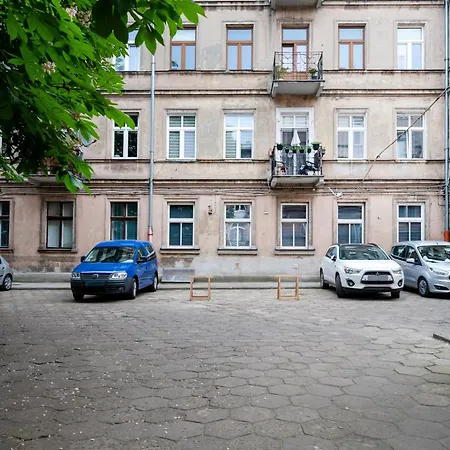 Central - Top Location, Parking - By Rentujemy Apartment Lodz